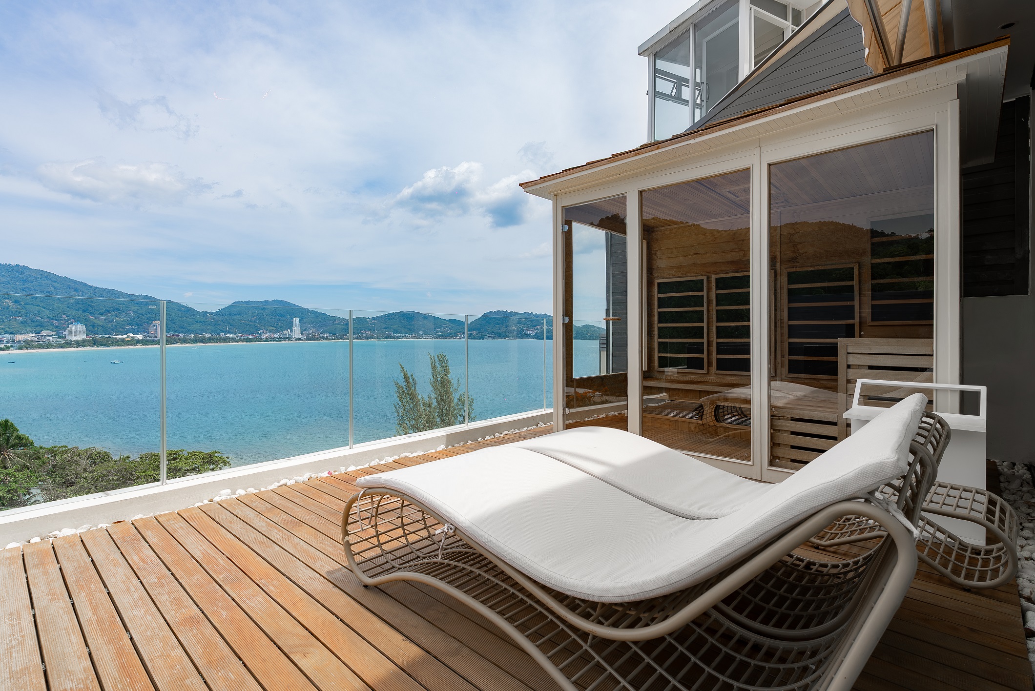Freehold- 3-Bedroom Sea View condo