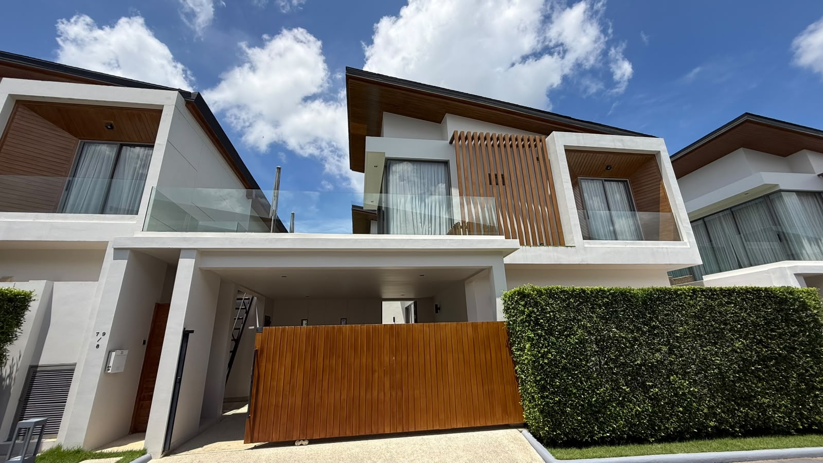 3-Bedroom Villa in Pasak